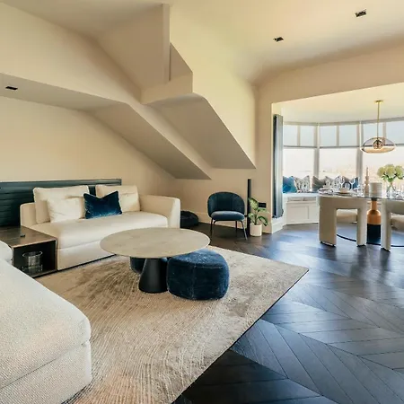 Apartment The Luxury Penthouse